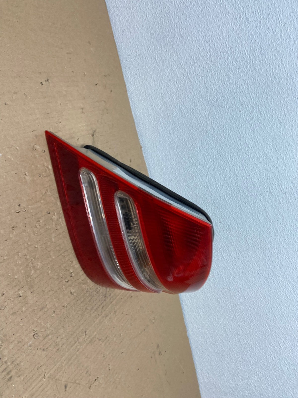 2001-2004 Mercedes-Benz C230 C240 W203 C-Class Right Passenger Tail Light AB66342