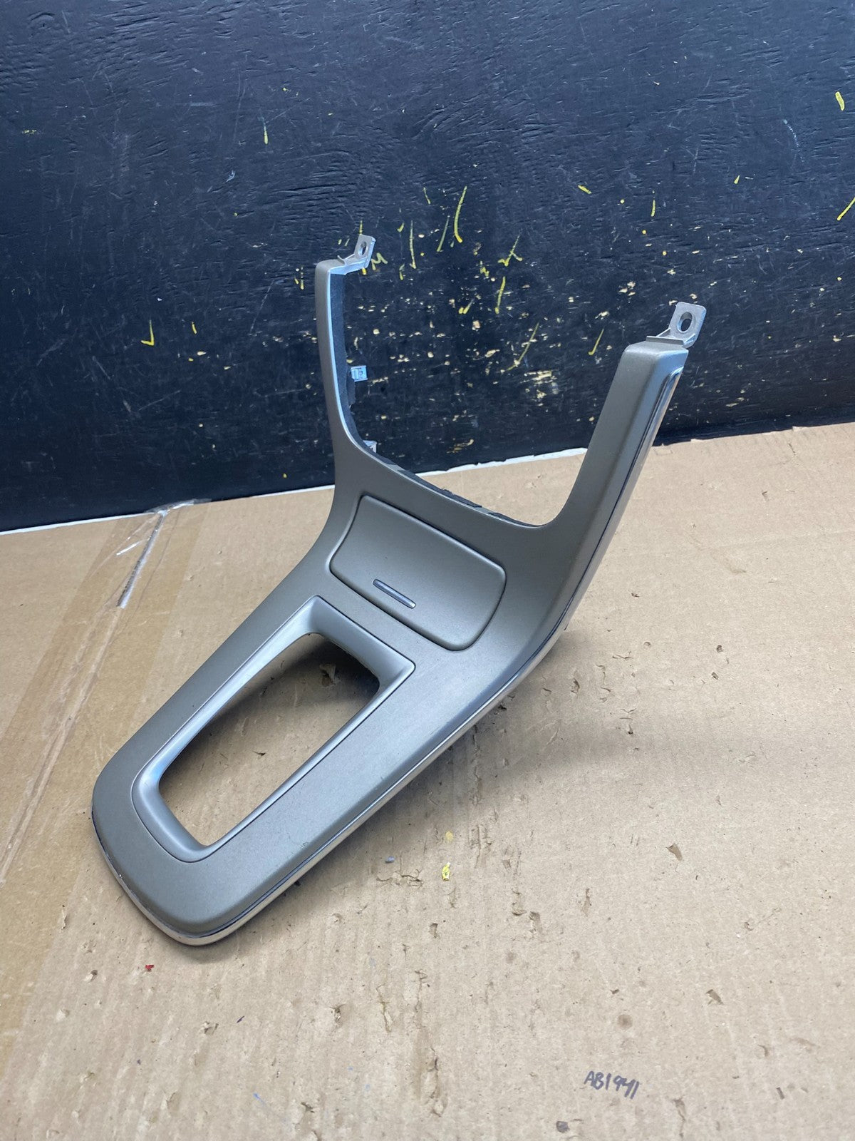2013-2016 Nissan Sentra Center Console Shifter Trim Bezel Ashtray OEM ab2125  DG3