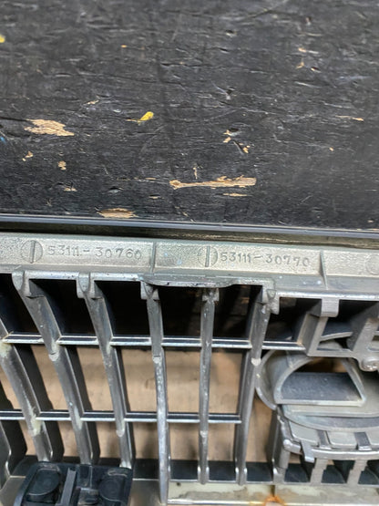 1998 to 2005 Lexus GS300 Front Upper Chrome Grill Grille OEM T9549 DG7