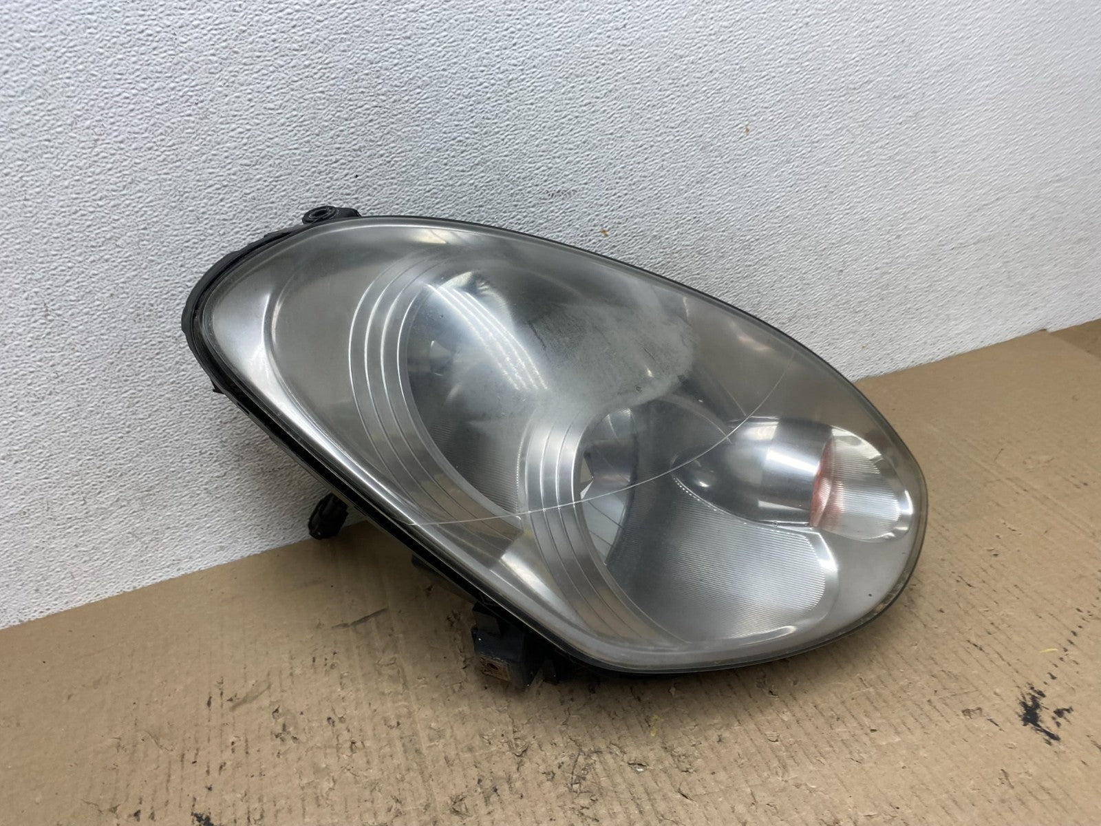 2005-2006 Infiniti G35 Right Passenger Hid Xenon Headlight Sedan AF7001 DW2