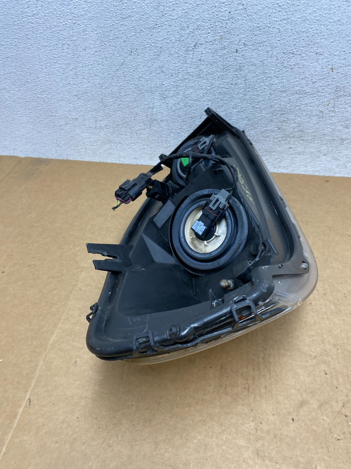2005 - 2009 Pontiac Montana / Uplander Left Driver LH Headlight AE3062 DW8