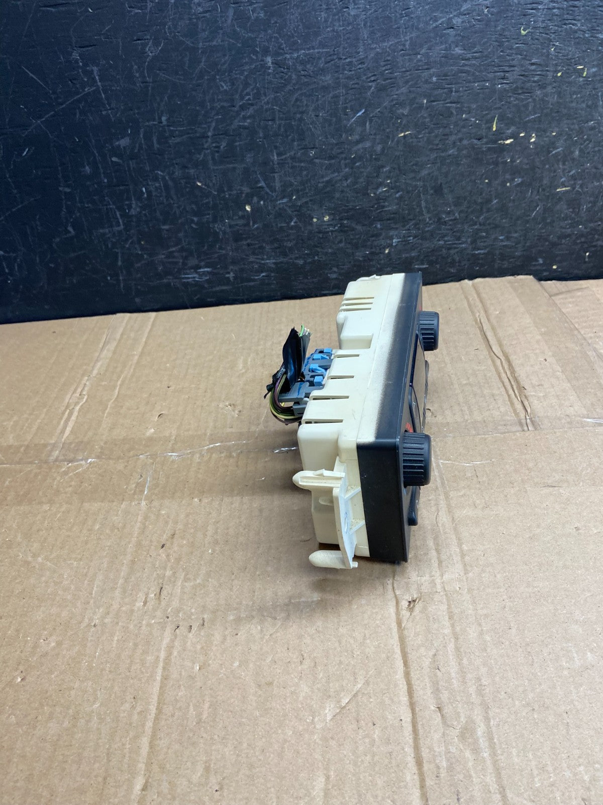 2003 to 2006 Chevrolet Silverado HVAC Heater Climate Control Module AF6268 DG1