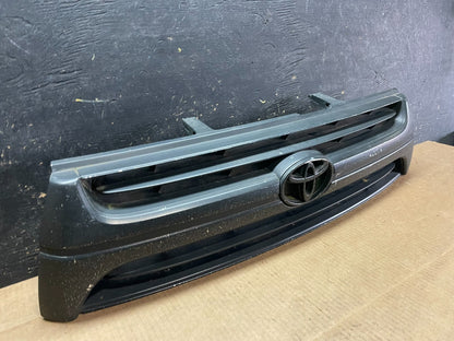 1999 2000 Toyota 4Runner Front Upper Grill Grille OEM AA9150 DG1