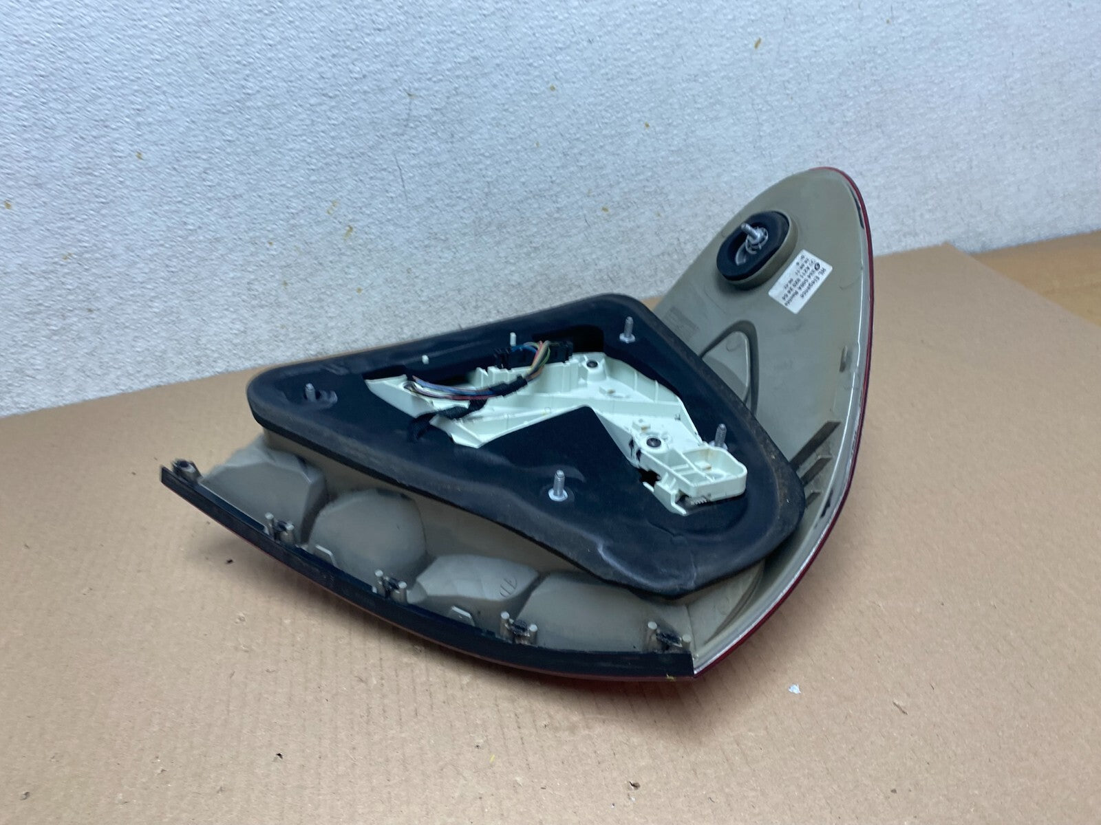 2007 - 2009 Mercedes E E320 E500 Sedan Right Passenger Tail Light M7847 DW6