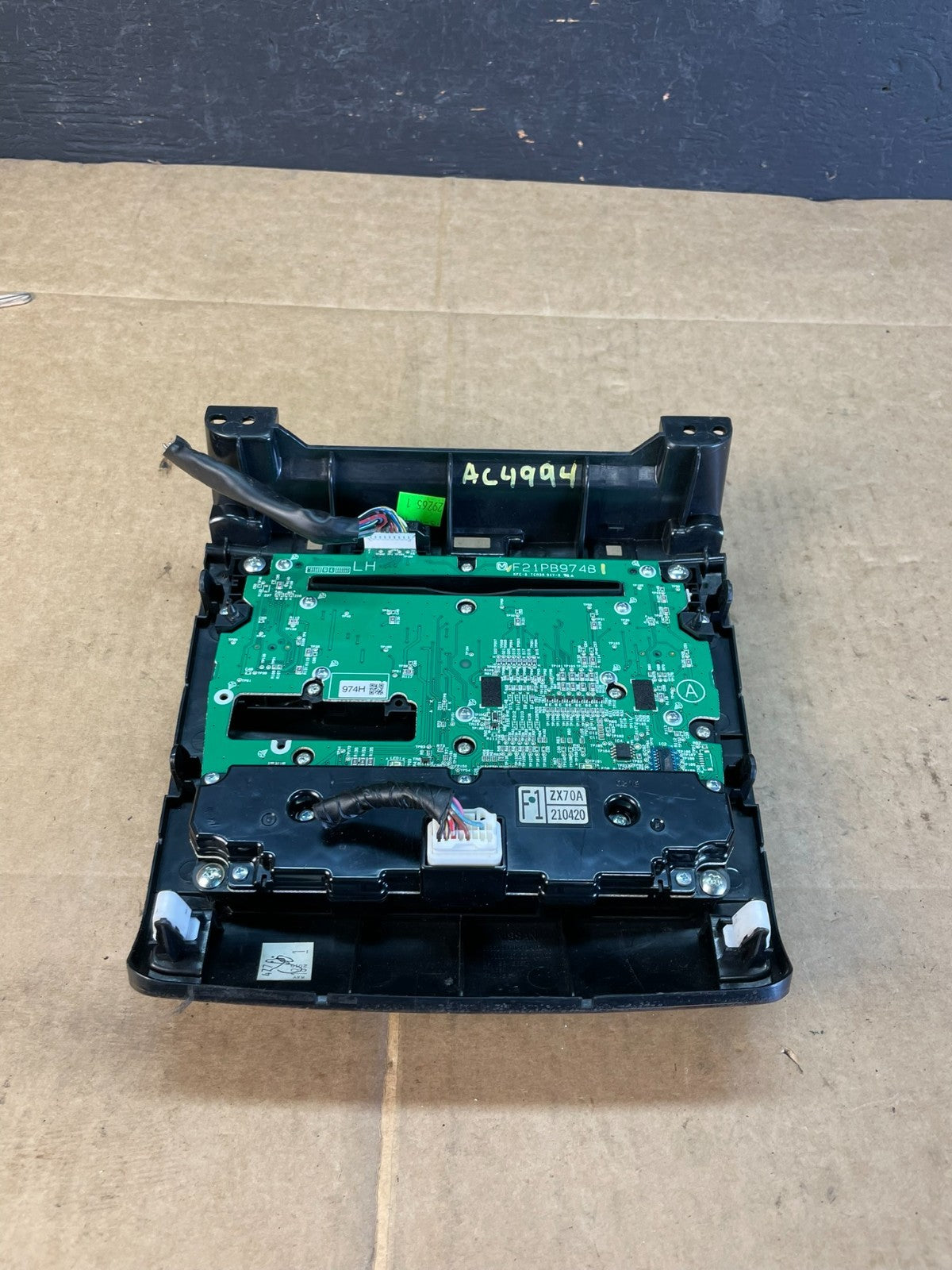 2010-2013 Nissan Maxima Center Console Climate Control Radio Bezel ac4994 DG7