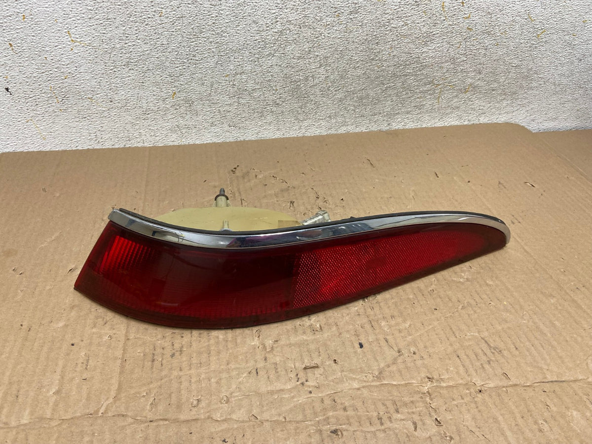 1993 - 1996 Lincoln Mark VIII 8 Right Passenger RH Side Tail Light AI1256 LK0