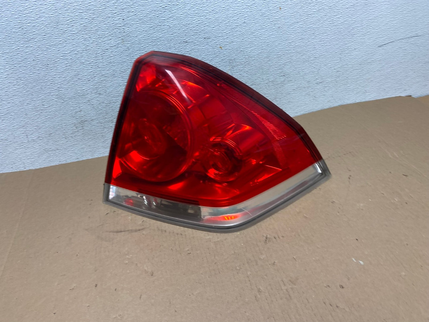 2006 - 2012 Chevrolet Impala Tail Light Right Passenger RH Side AD6442 LK0