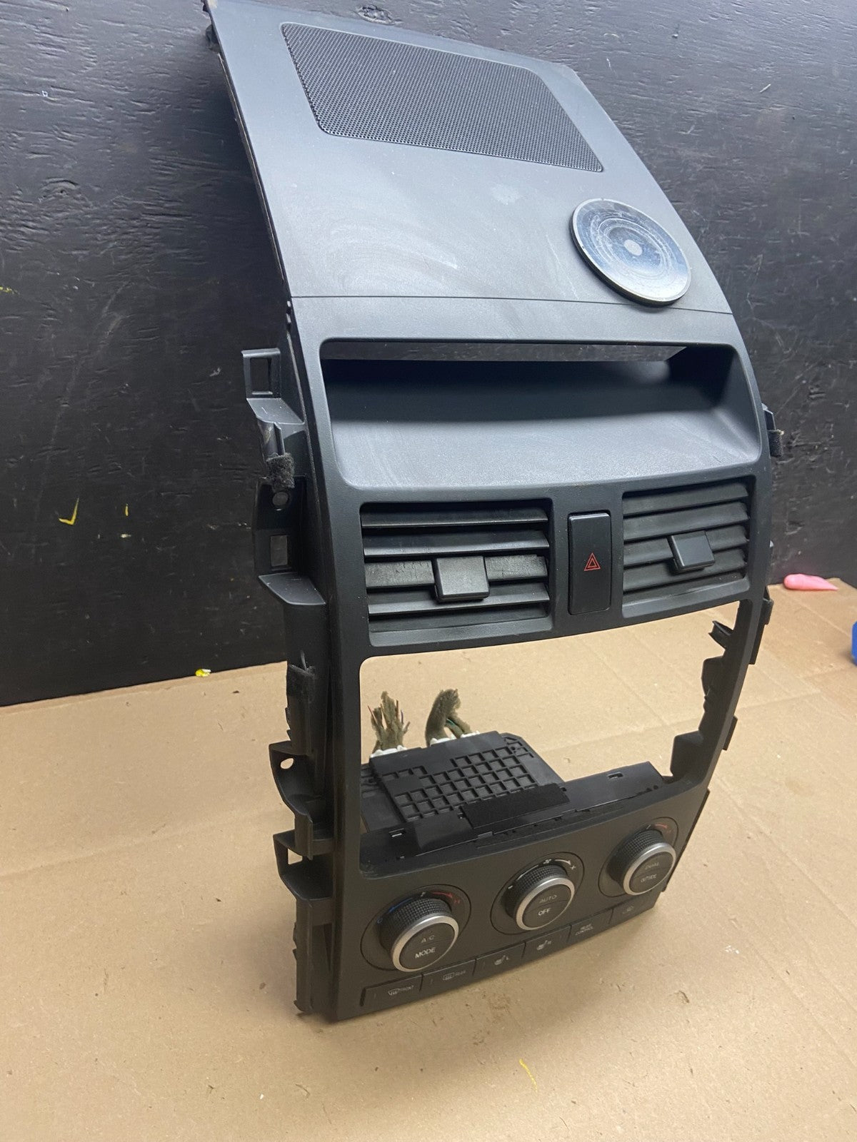 2007 - 2009 Mazda CX-9 Radio Dash Trim Bezel W/Vent AC Climate Control t9158 DG1