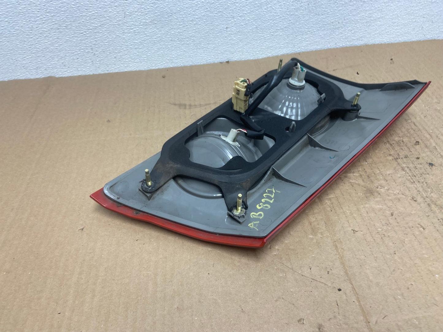 2006 to 2010 Toyota Sienna Right Passenger Rh Inner Tail Light Oem AB8227 LK4
