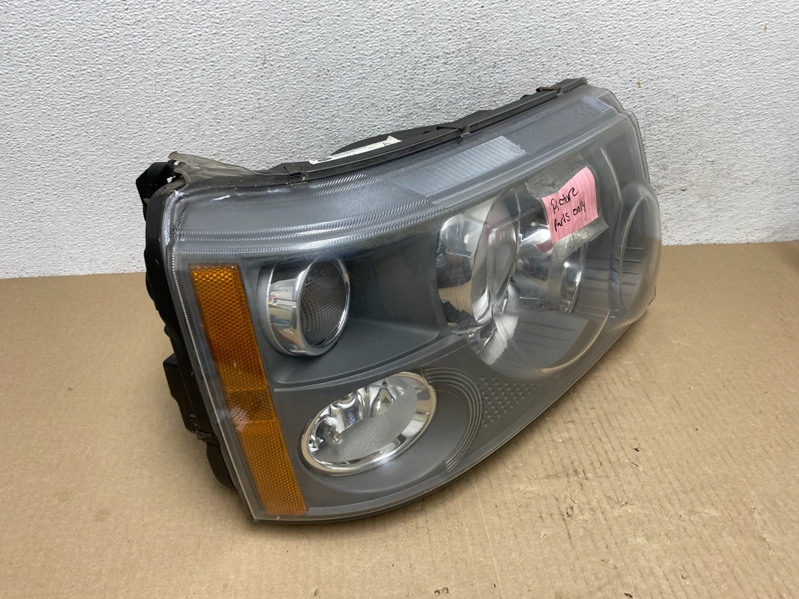 2006-2009 Land Rover Range Rover Right Passenger Xenon Headlight AF5839 DW2