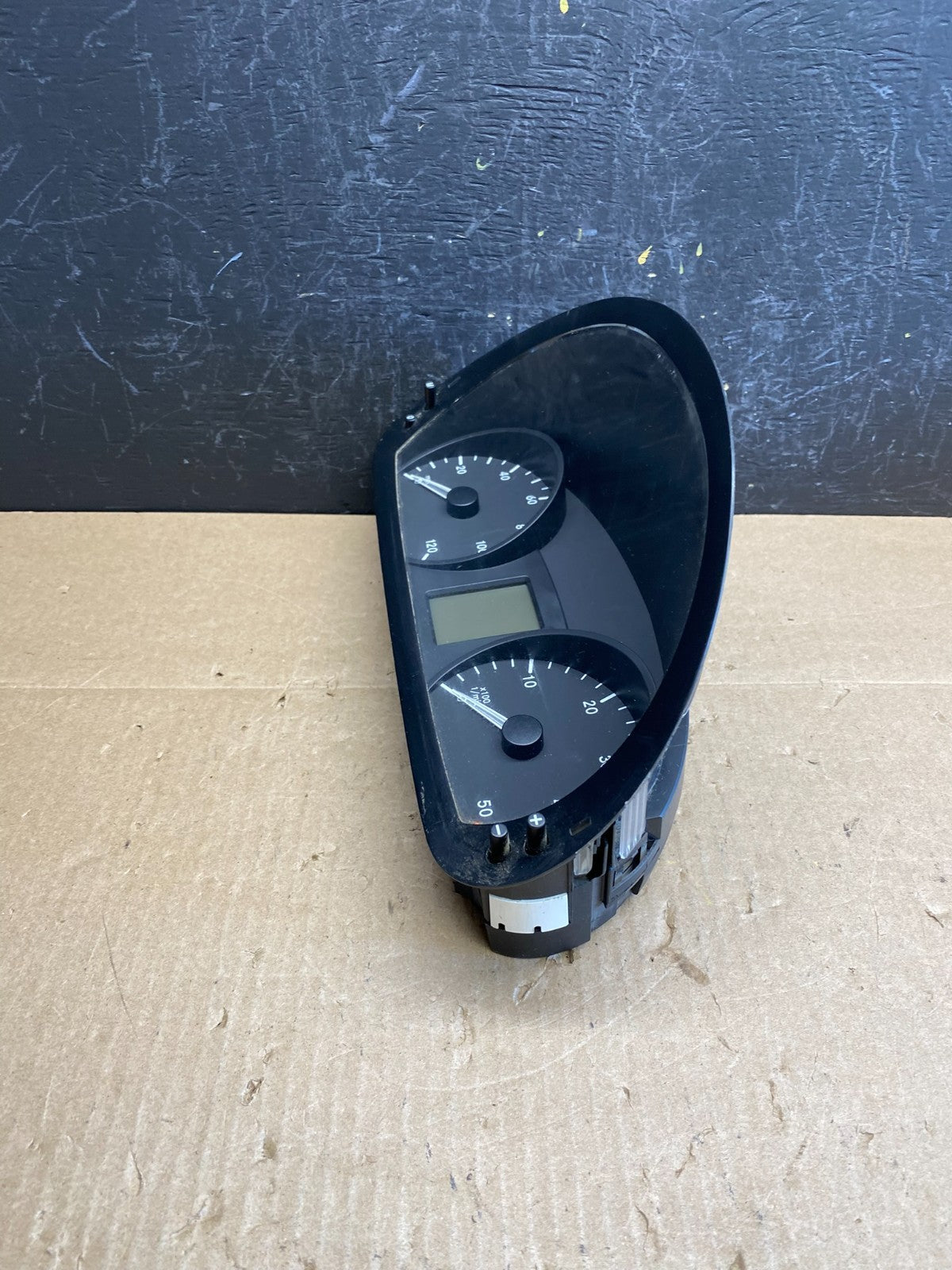2003 to 2006 Sprinter 2500 3500 Instrument Speedometer Gauge Cluster ac6381 DG2