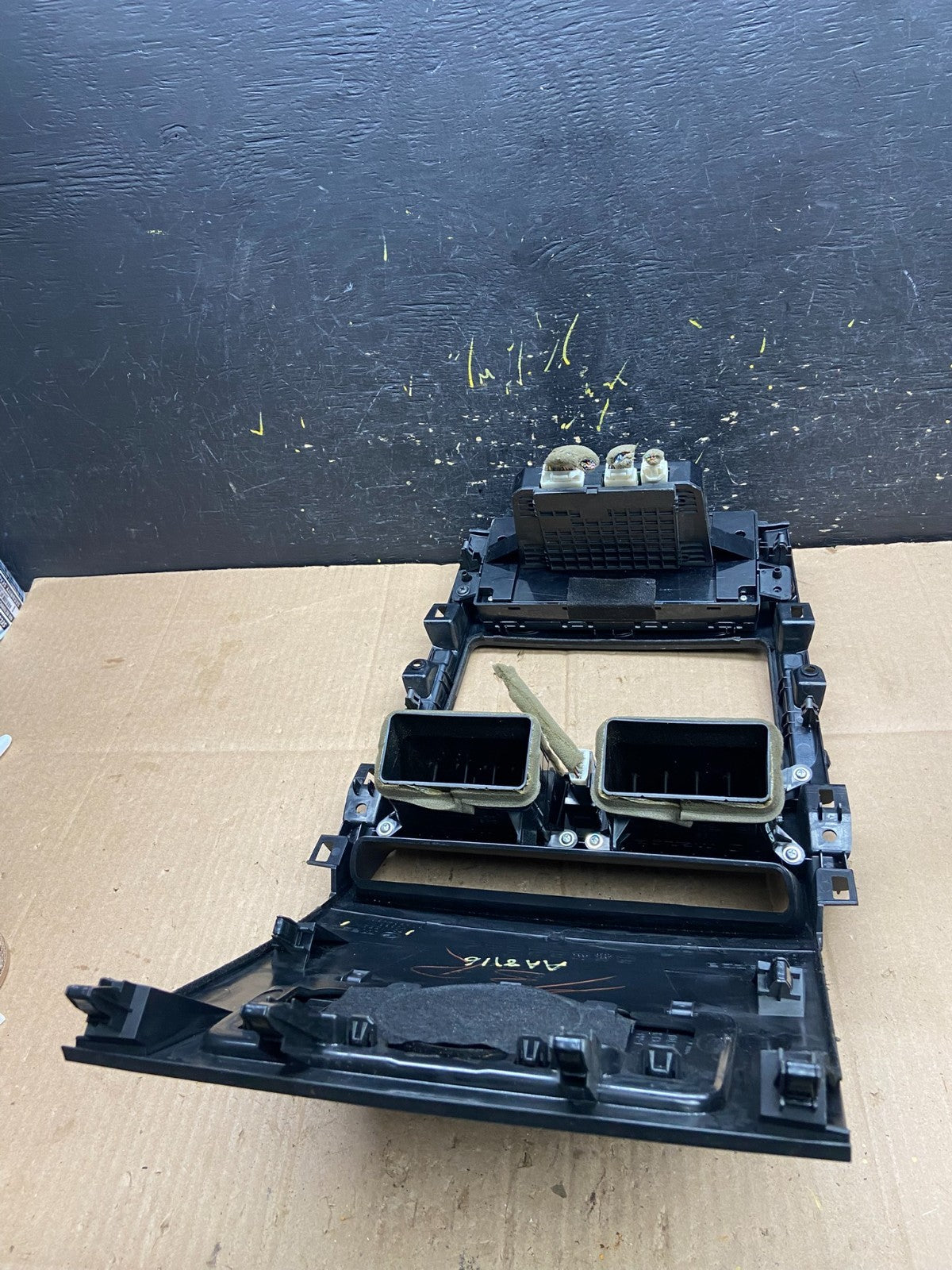 2007 - 2009 Mazda CX-9 Radio Dash Trim Bezel W/Vent AC Climate Control AA8116 DG4