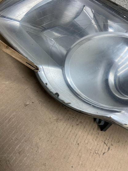 2006 - 2010 Volkswagen Passat Left Driver LH Side Halogen Headlight TYC Z3919 DW5