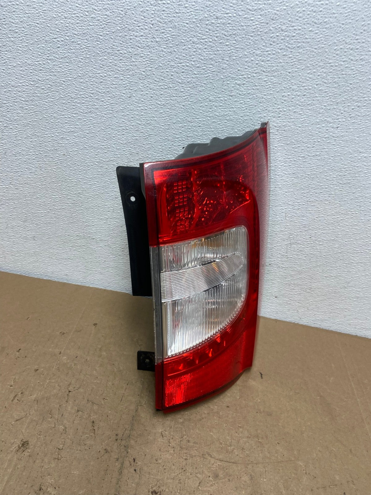 2011-2016 Chrysler Town and Country Right Passenger RH Tail Light AC5979 LK2