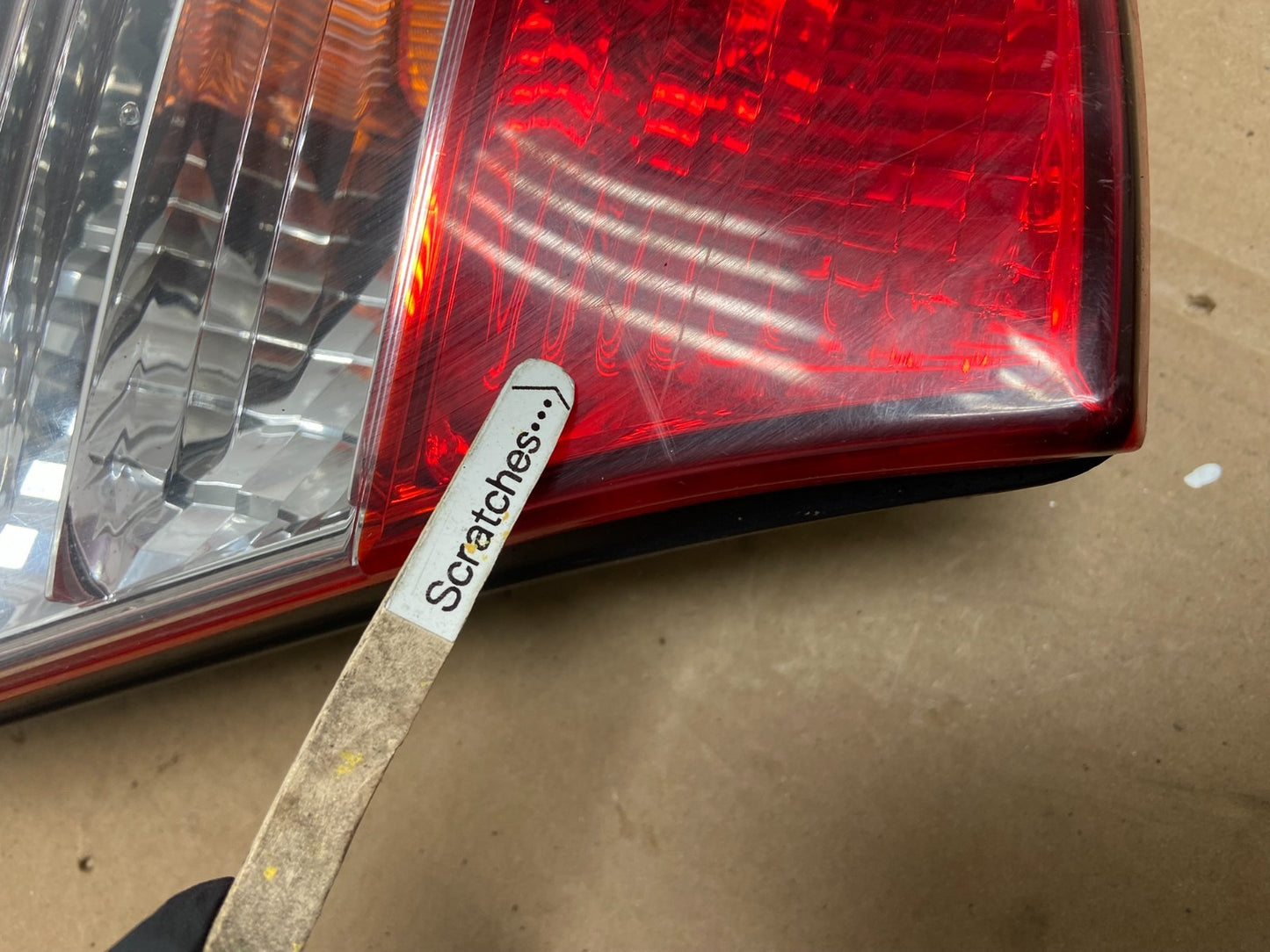 2002 2003 2004 Toyota Camry Left Driver LH Side Tail Light AB6365 DW3