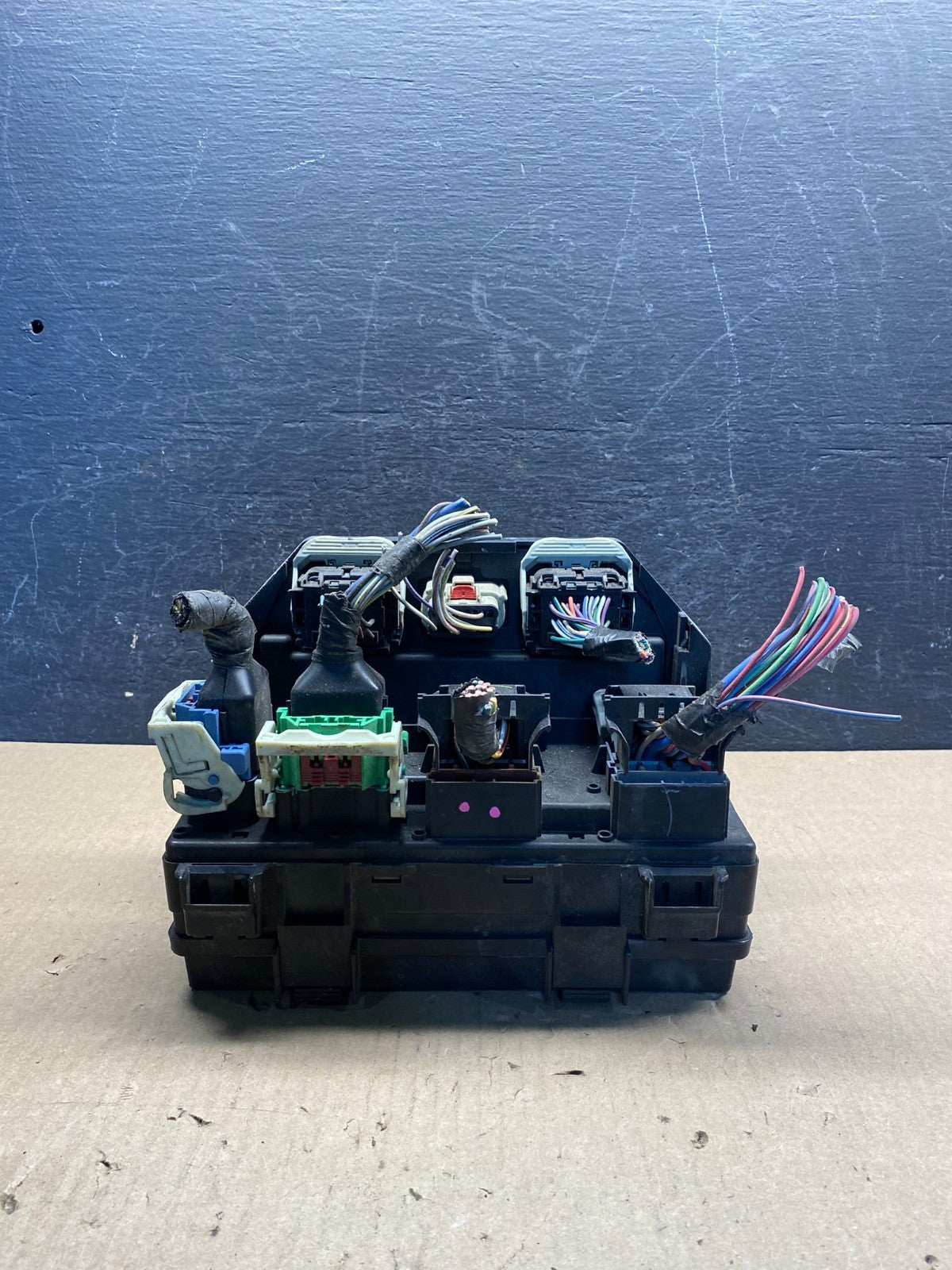 2009 2010 Liberty Nitro TIPM Power Integrated Fuse Box Module AG9411 DW1