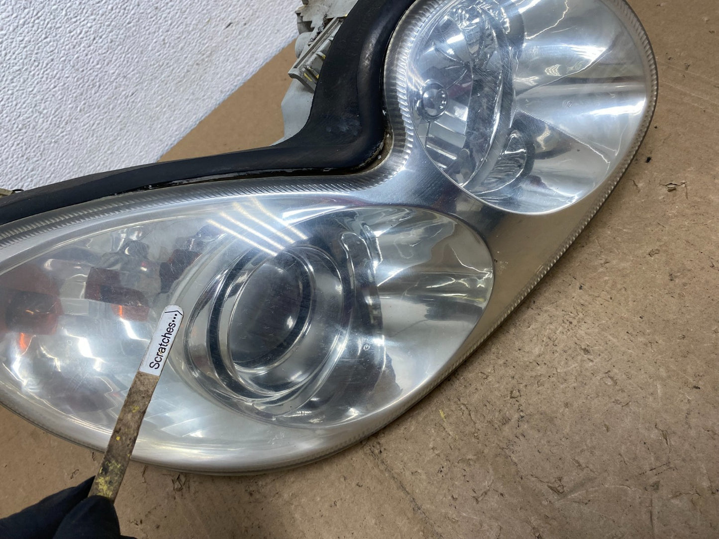 2002-2005 Hyundai Sonata Right Passenger Headlight Halogen AC7250 DW3