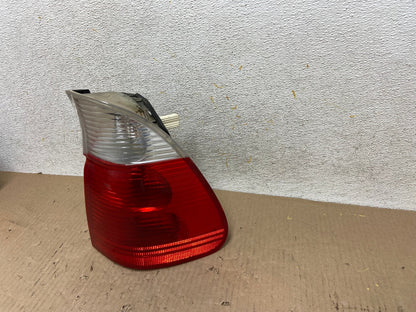 2004 2005 2006 BMW E53 X5 Right Passenger Rh Side Tail Light AH5909 LK4