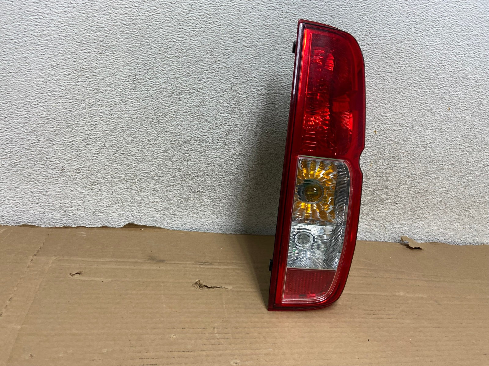 2005 to 2014 Nissan Frontier Right Passenger RH Side Tail light AG8106 LK1