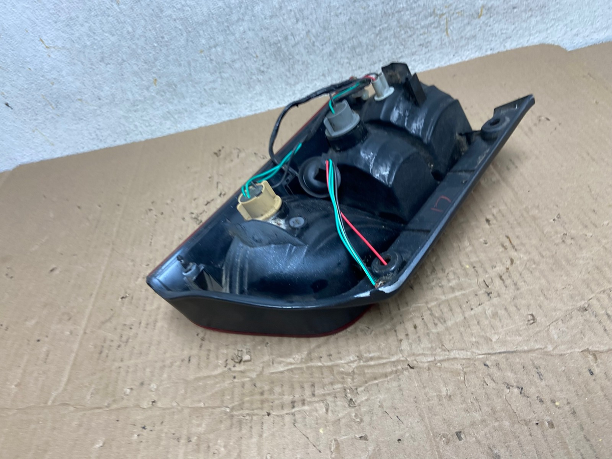 2005 to 2012 Nissan Pathfinder Tail light Left Driver Lh Side AI1325 LK4