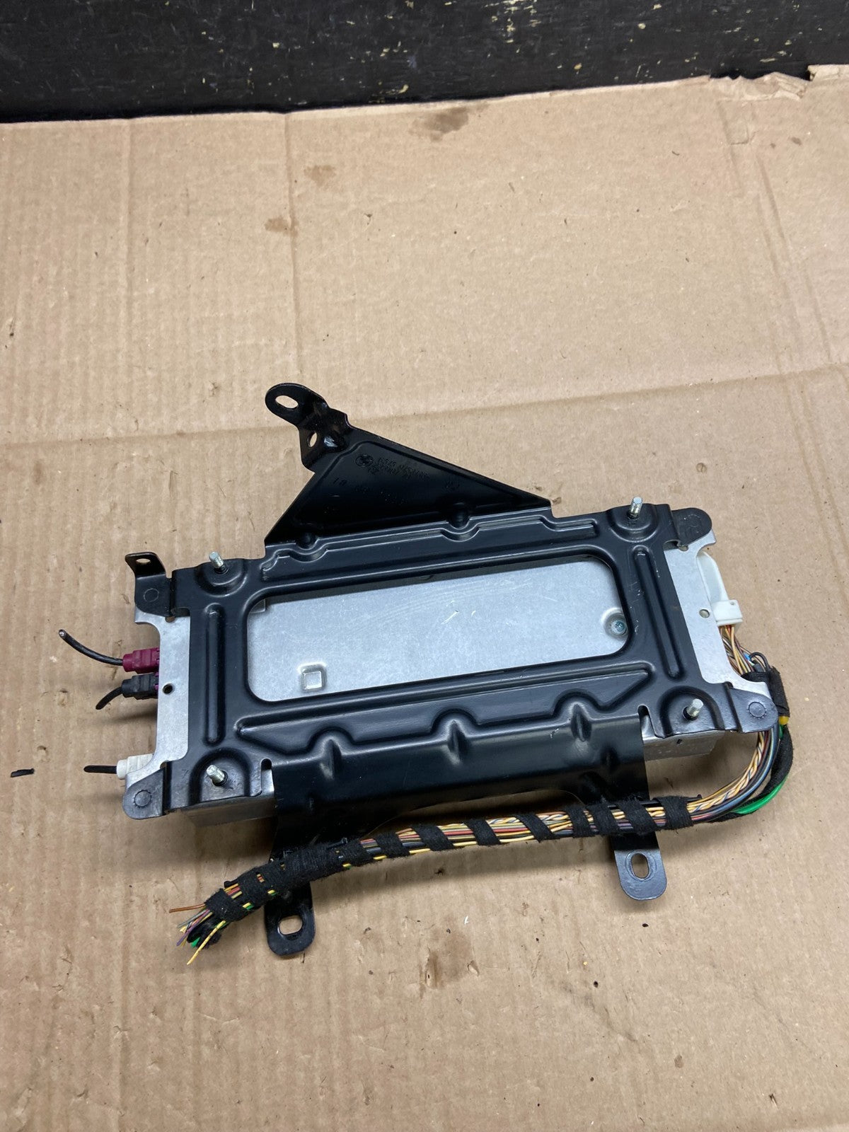 2009 to 2015 Bmw Bluetooth  Control Module Computer Telematics OEM Y2302 DG3