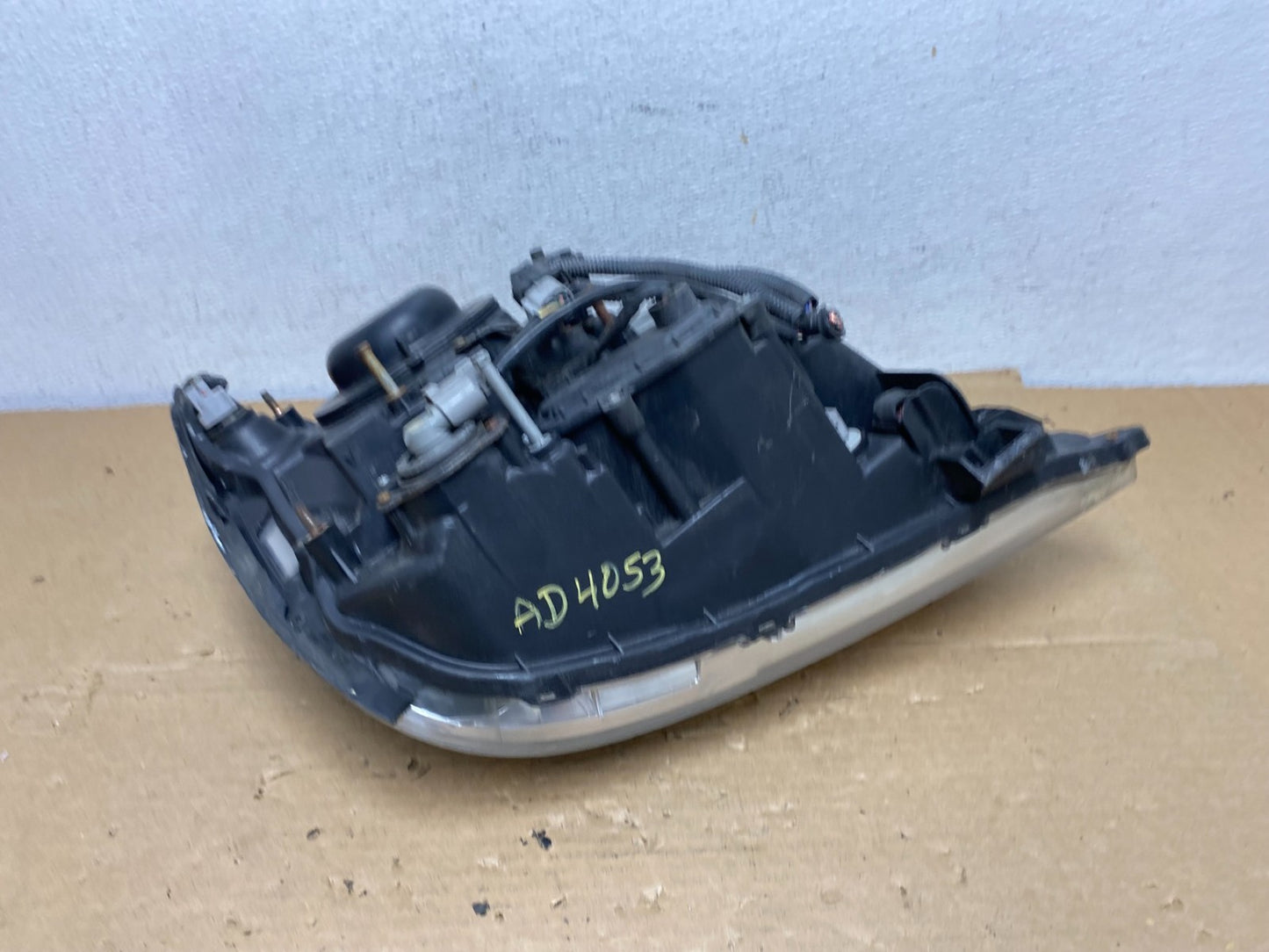 2001 2002 2003 Lexus RX300 Left Driver Headlight Xenon HID AD4053 DW7