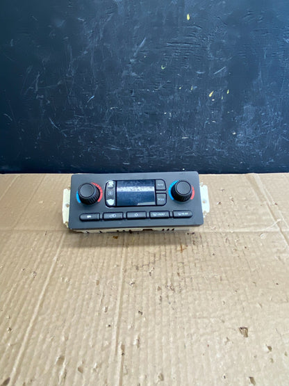 2003 to 2006 Chevrolet Silverado HVAC Heater Climate Control Module AC9523 DG0