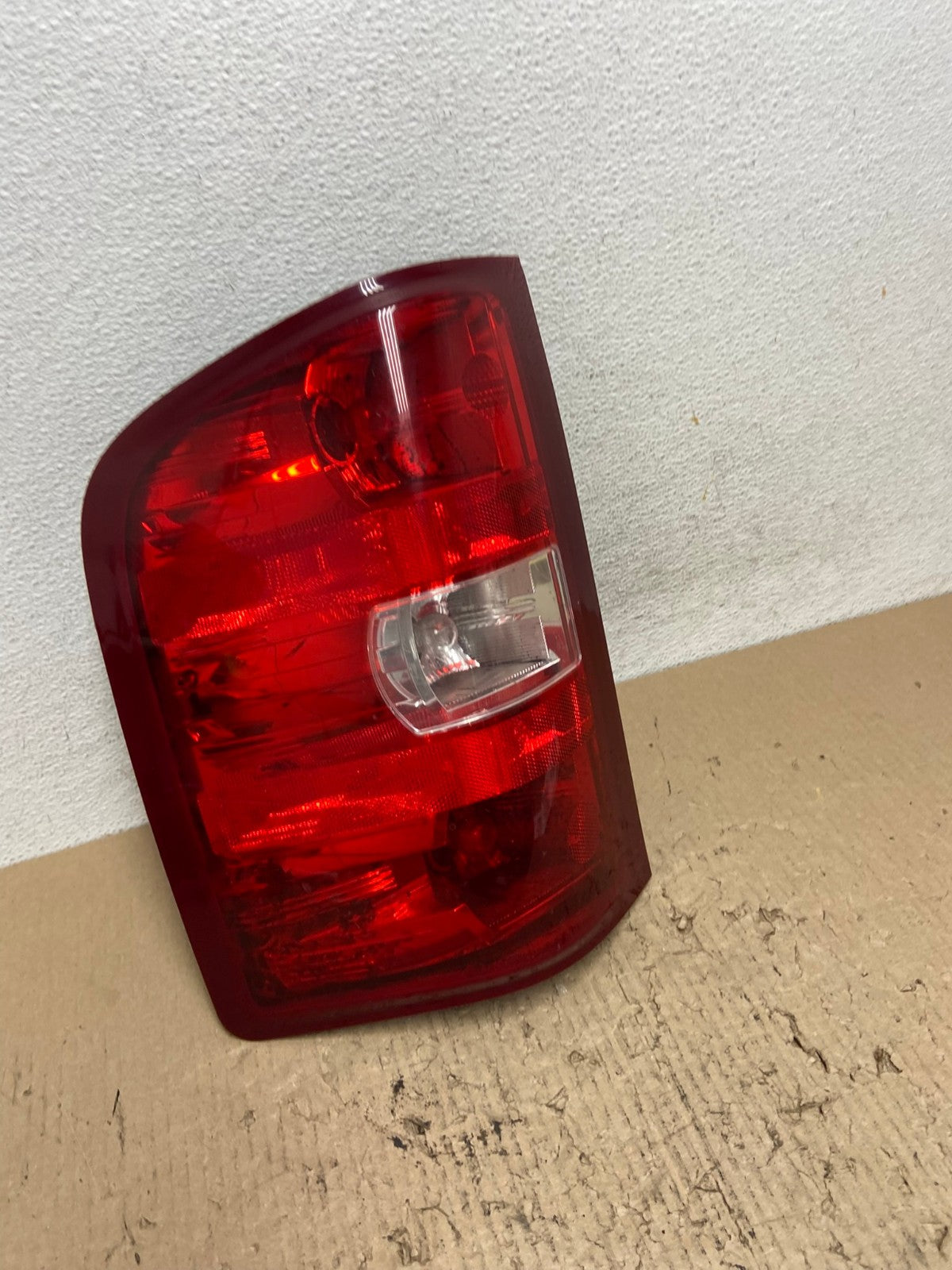 2007 to 2013 Chevrolet Silverado Left Driver LH Side Tail Light AF2973 LK2