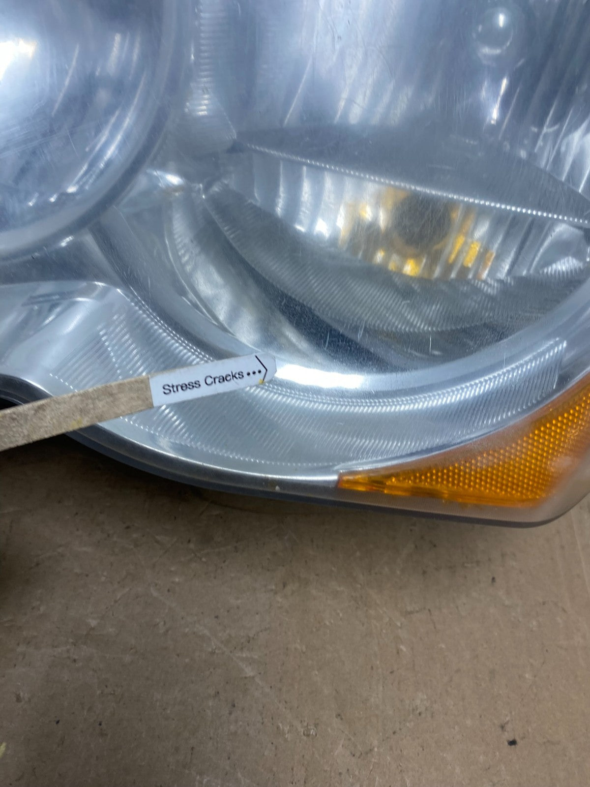 2008-2010 Jeep Grand Cherokee Left LH Driver Side Halogen Headlight AC5795 DW4