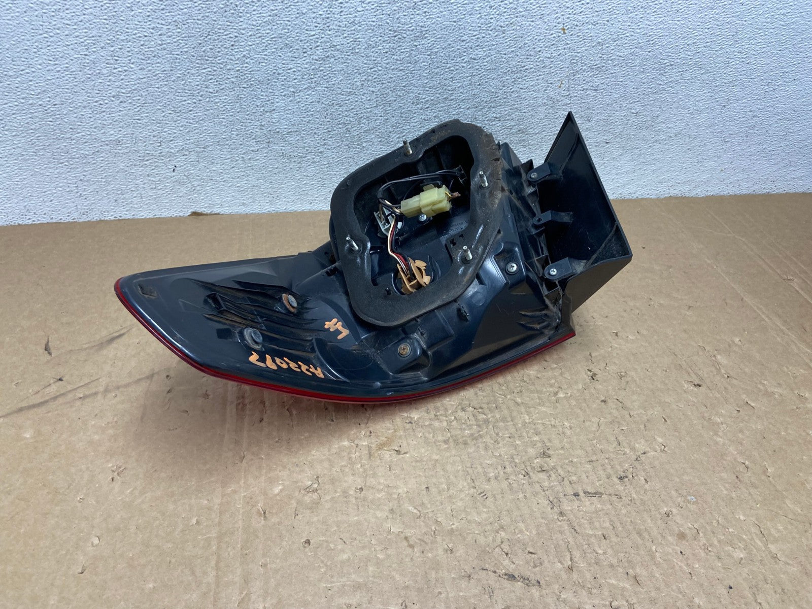 2010 to 2014 Subaru Legacy Left Driver LH Side Tail Light AG1195 LK4
