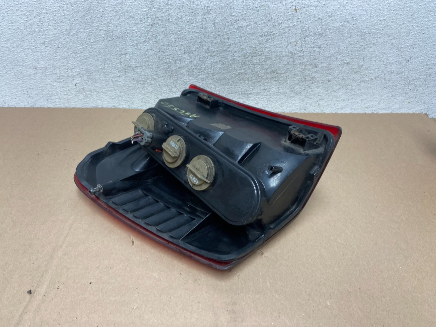 1999-2004 Jeep Grand Cherokee WJ Right Passenger Rh Tail Light AG6580 DW4