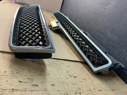 2007 to 2014 Chevrolet Tahoe Suburban Lower Upper Grill Grille Set AC9969 DG1