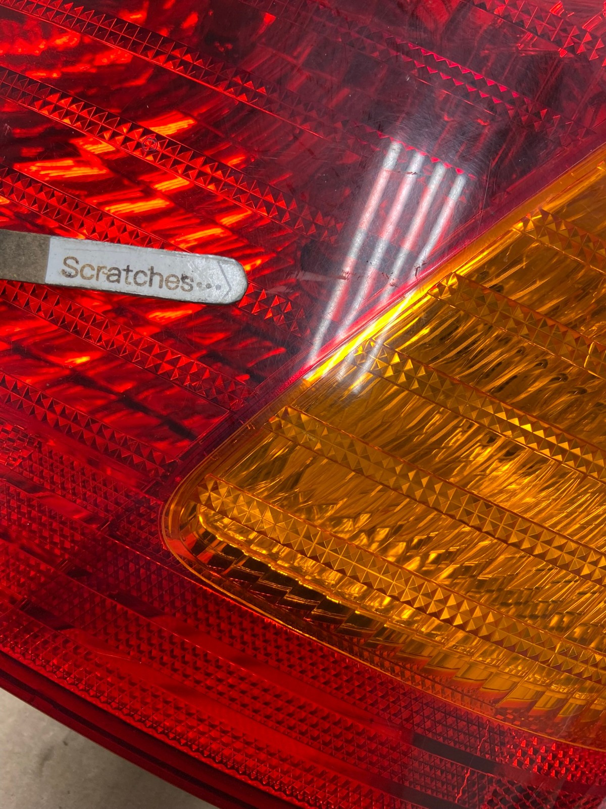 2000 2001 2002 Toyota Avalon Right Passenger Rh Side Tail Light AG6836 LK3