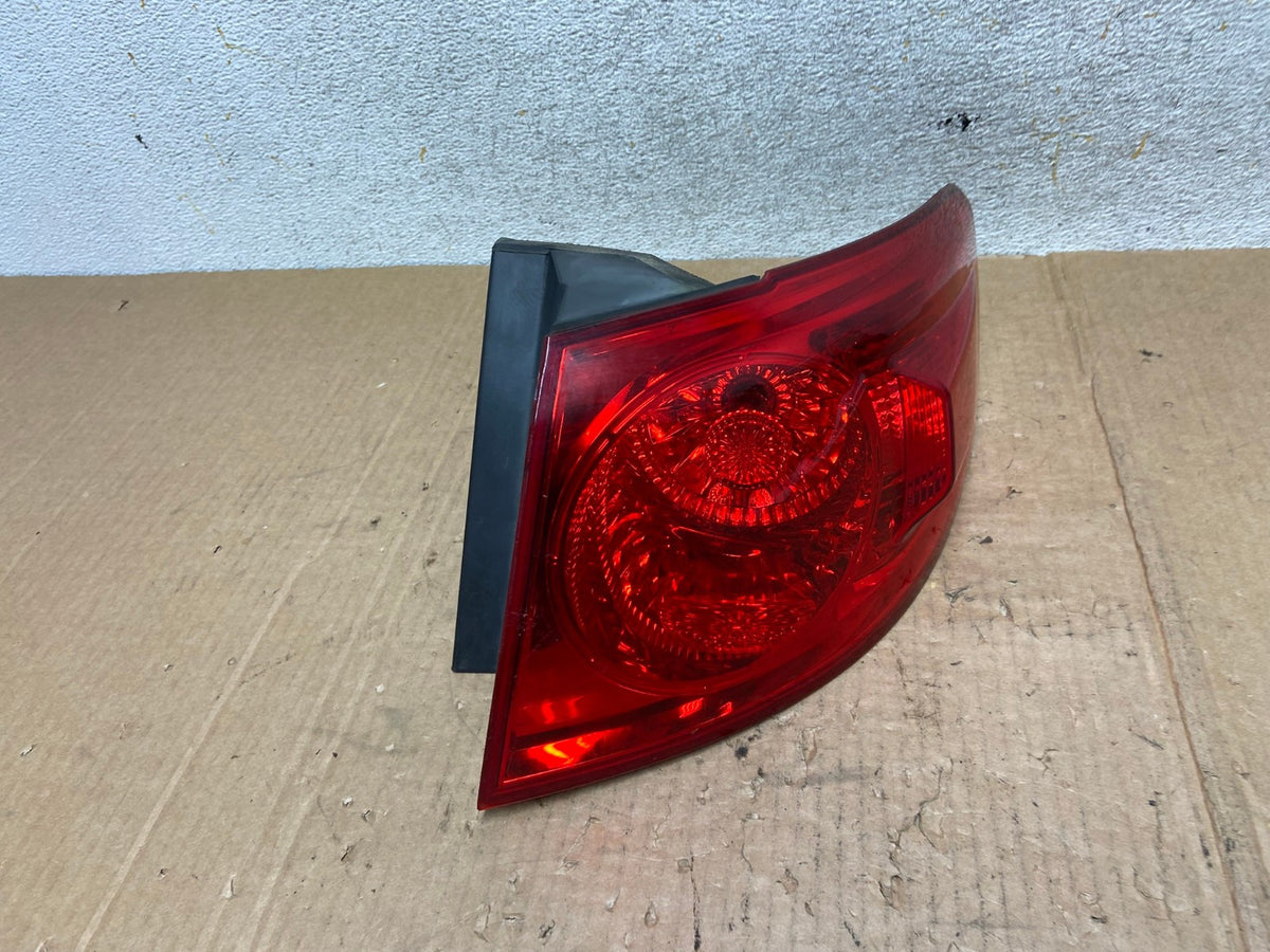 2007 2008 2009 Hyundai Santa Fe Right Passenger Rh Tail Light AI5566 LK2