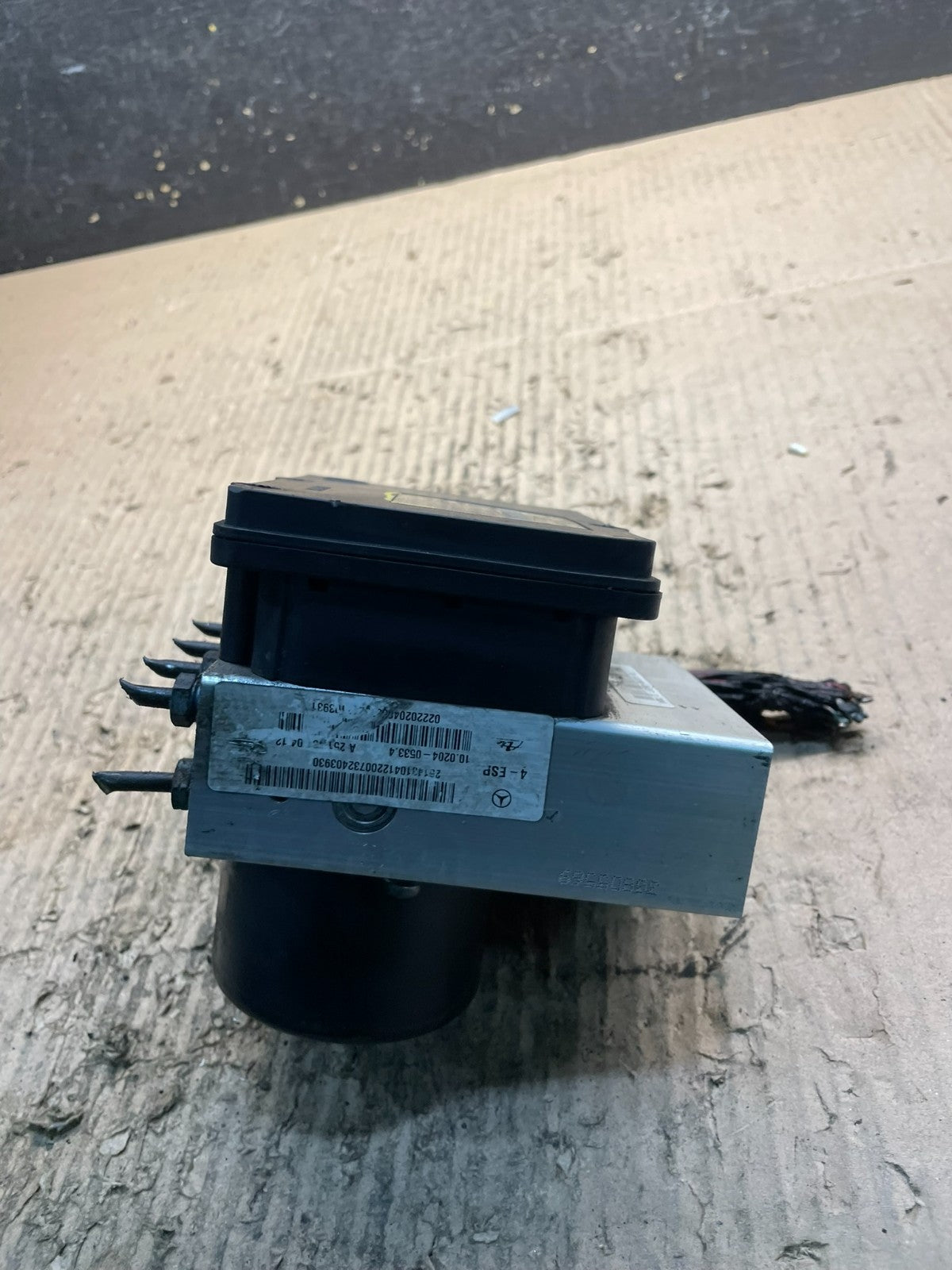 2006-2012 Mercedes R350 GL450 ML500 A2515452532 ABS AntiLock Brake Pump V5352 DG3