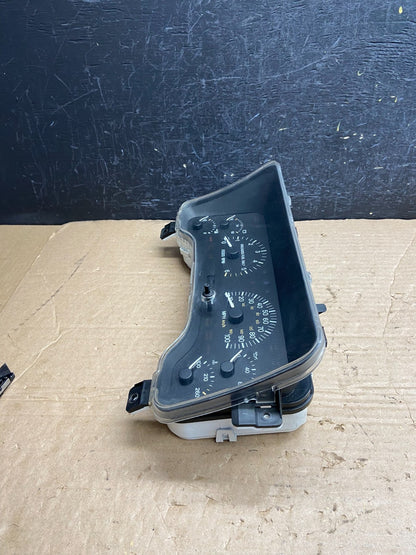 1997 to 2001 Jeep Cherokee XJ Sport Speedometer Instrument Cluster AF2160 DG2