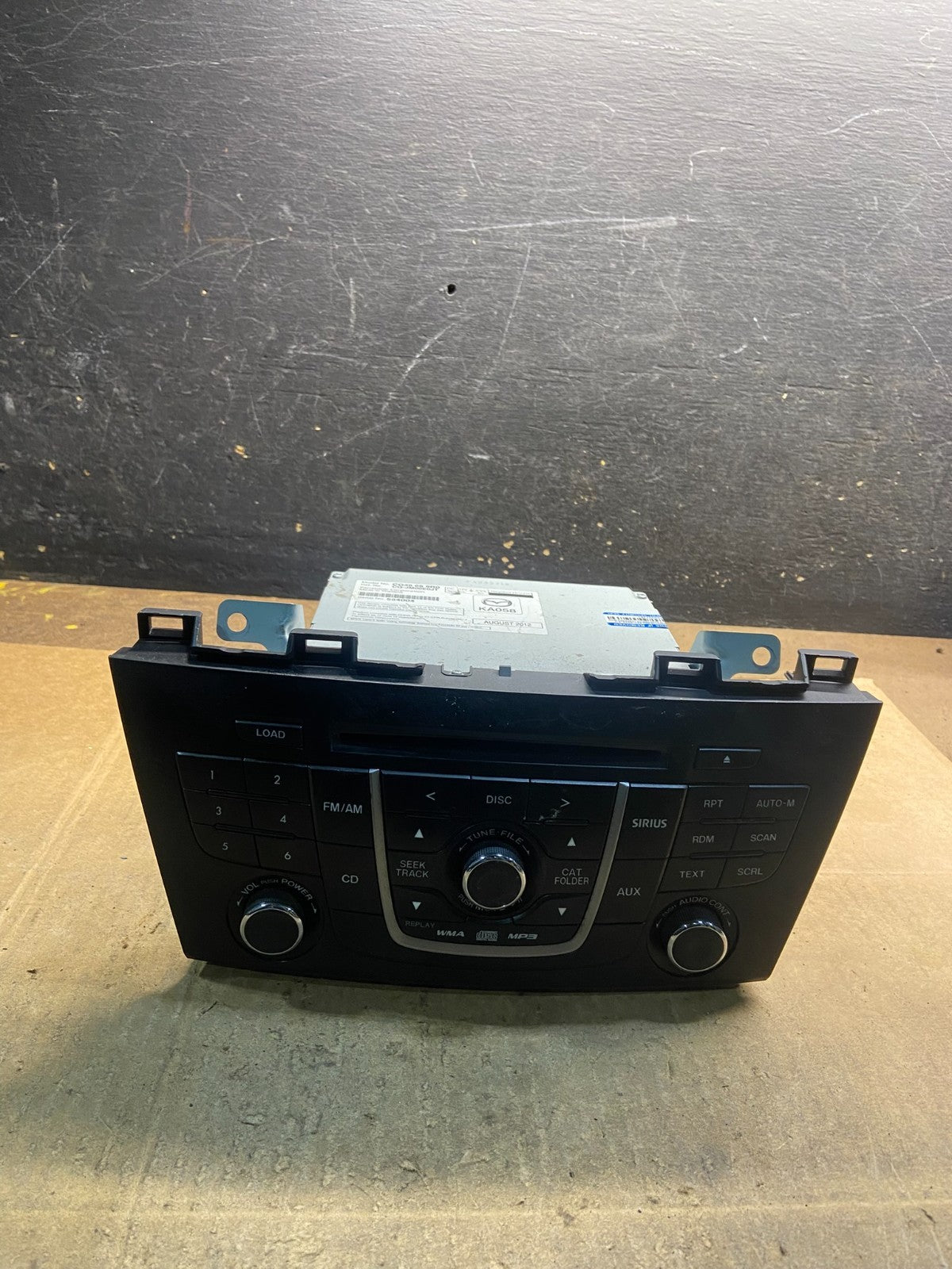 2012-2012 Mazda 5 AM FM 6 Disc CD Player Stereo Radio OEM y4115 DG0