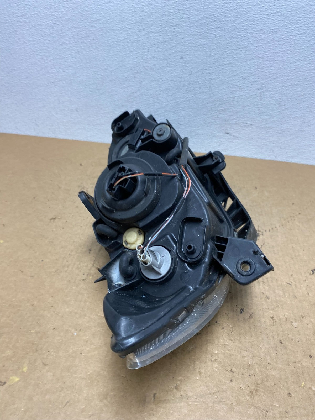 2004 to 2009 Mazda 3 Sedan Left Driver LH Side Headlight AC3543 DW10