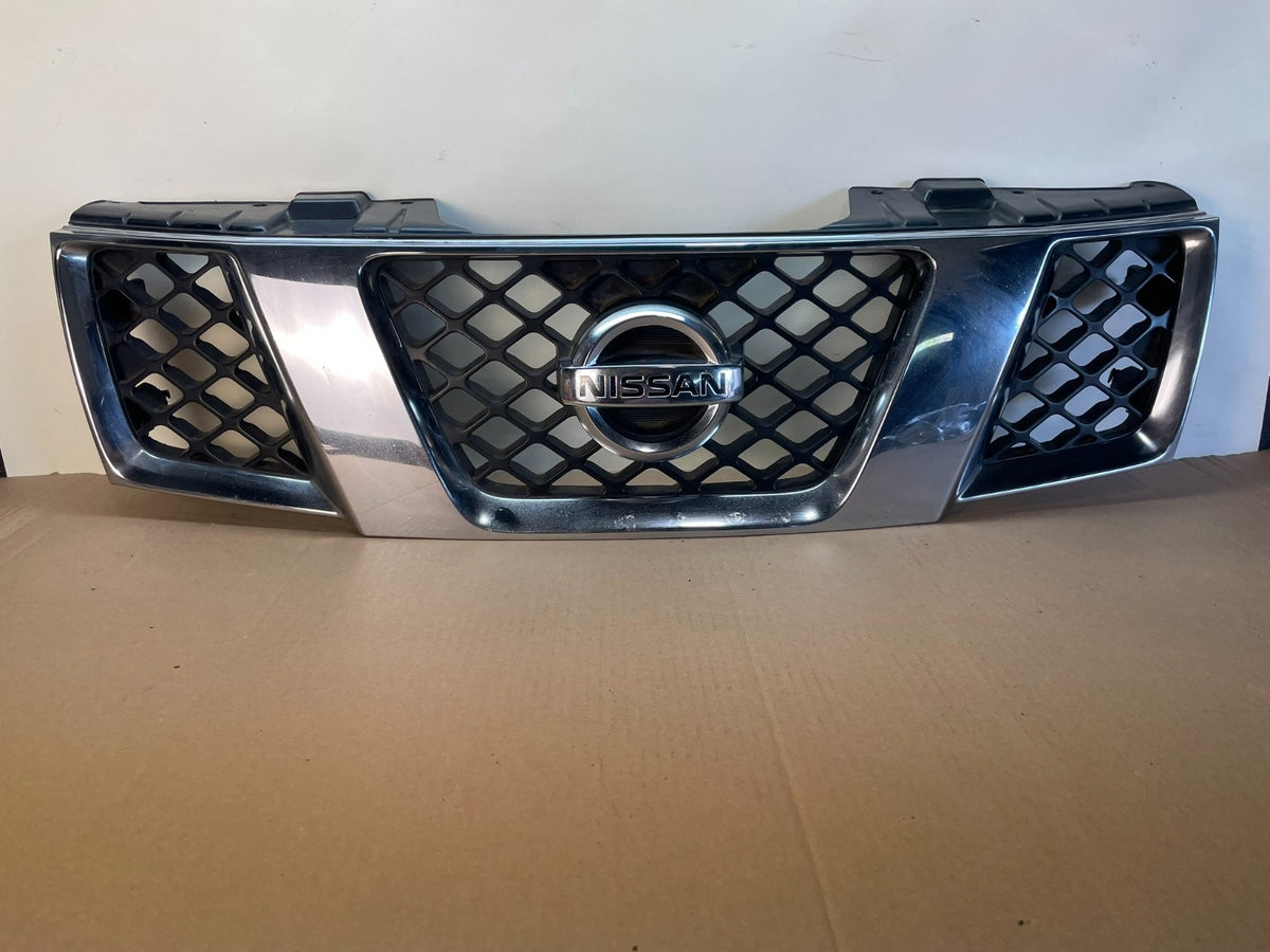 2005 2006 2007 Nissan Pathfinder Chrome Front Upper Grill Grille AI0630 DG0