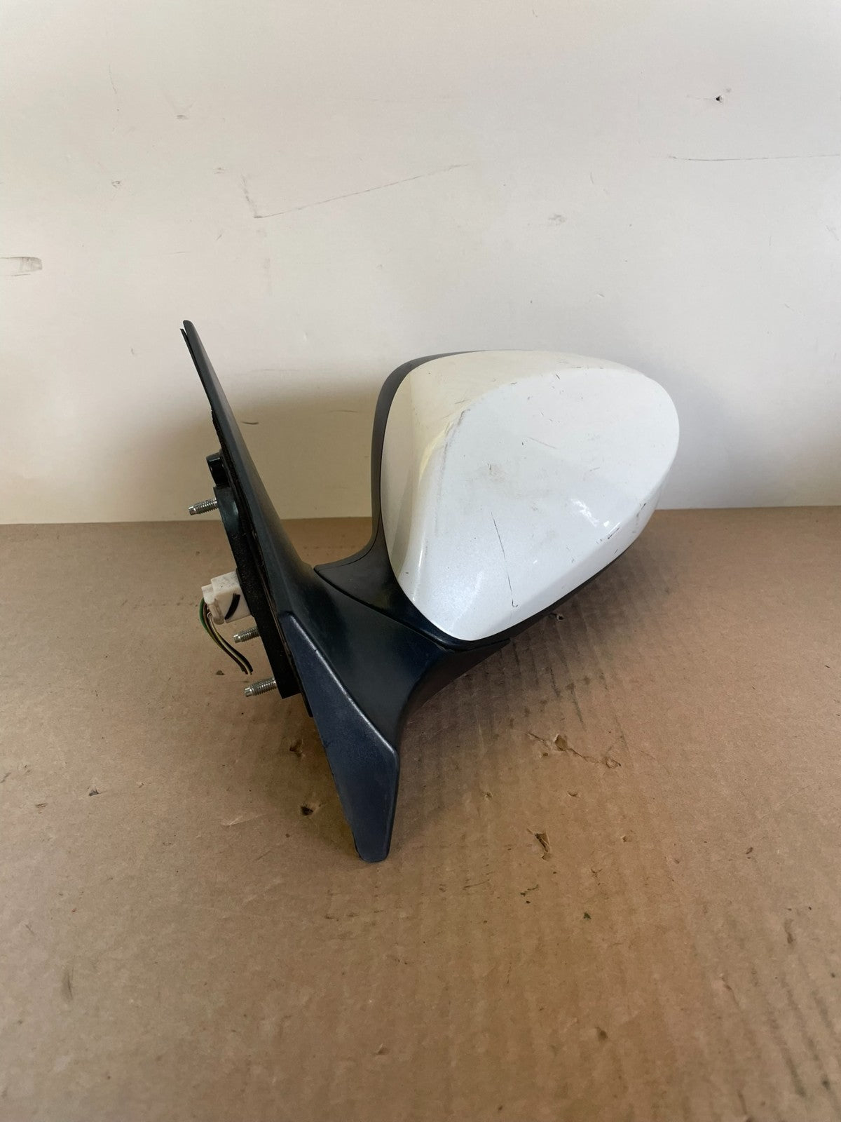 2011-2015 Hyundai Elantra Left Driver View Door Mirror AG2558 MS1