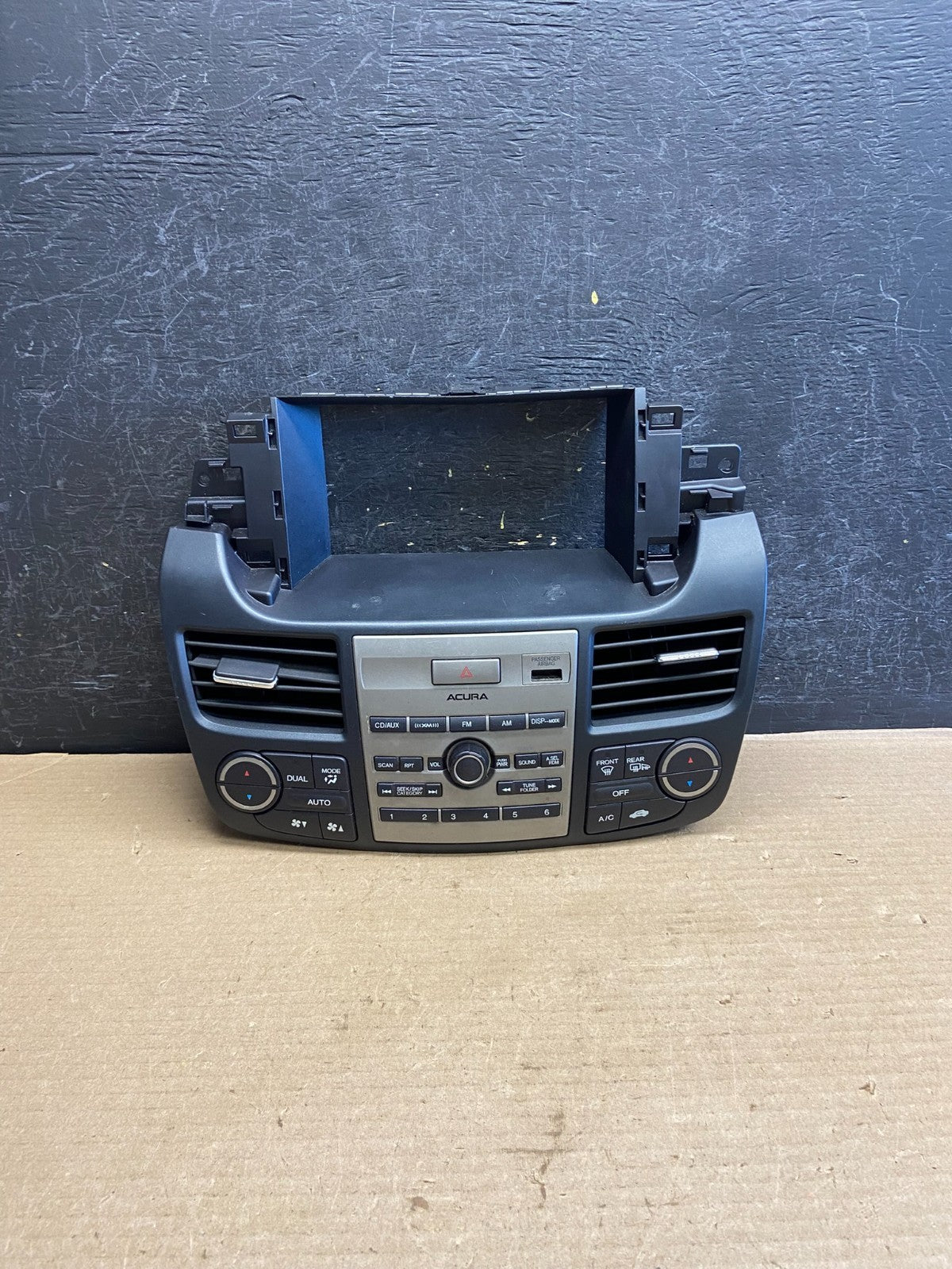 2010 2011 2012 Acura RDX GPS RADIO Audio Control Trim Dash w/ Vents ah3510 DG0
