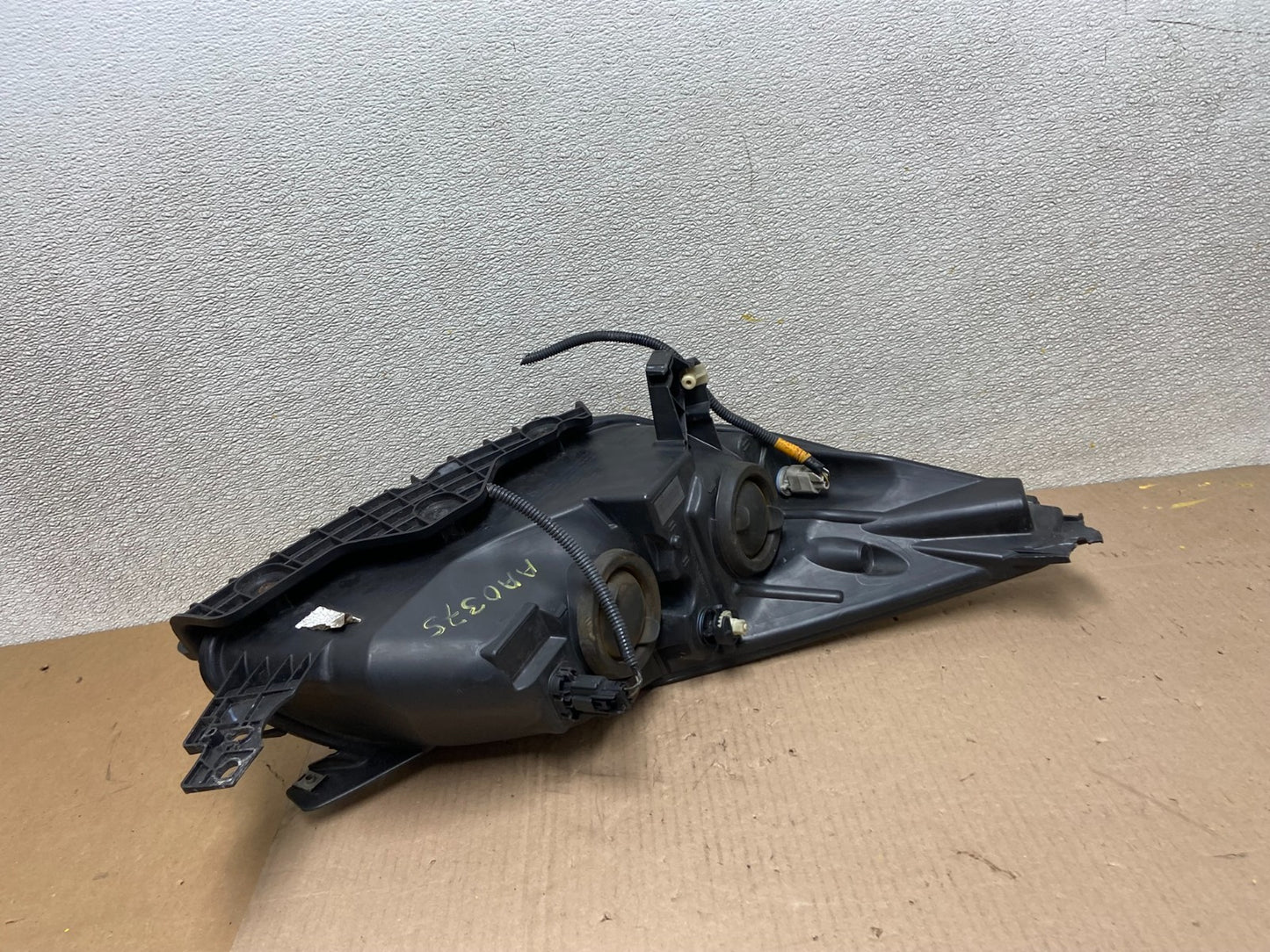2013 - 2016 Ford Escape Headlight Left Driver Lh Side Halogen AA0375 DW6