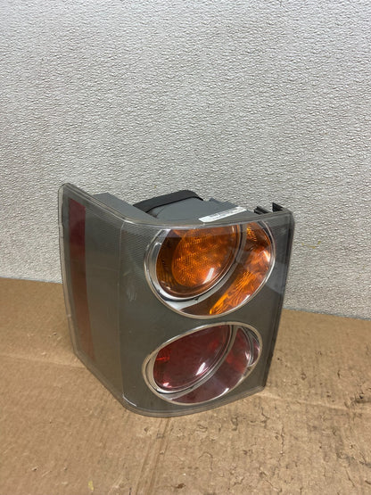 2003-2005 Land Rover Range Rover L322 Left Driver LH Tail Light Oem Y9040 DG0