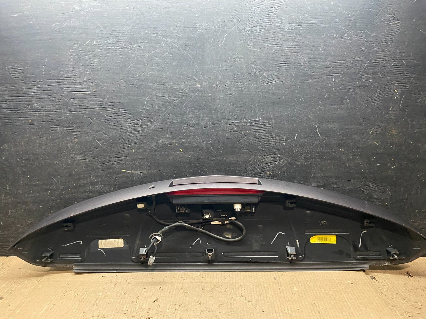 2013 to 2017 Chevrolet Traverse Rear Trunk Spoiler Wing Third Brake Oem X8122 DG8