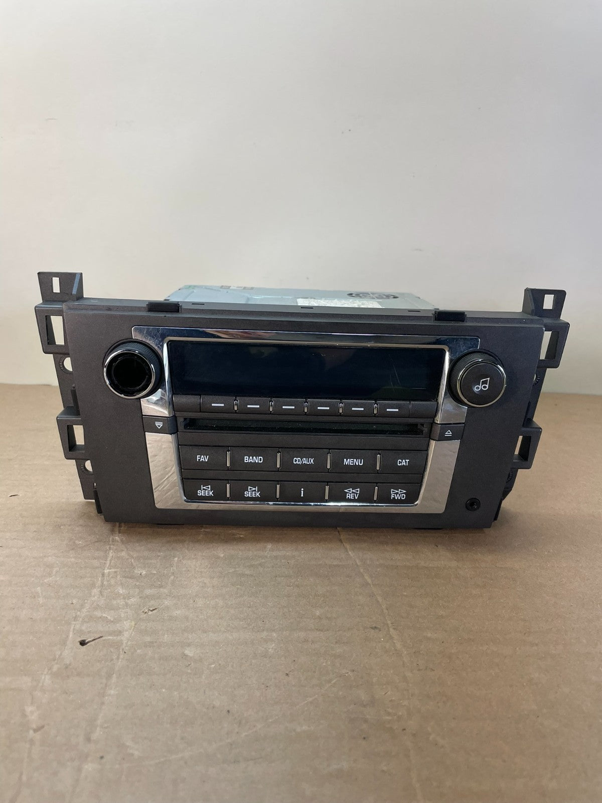 2007 - 2009 Cadillac DTS Radio 6 Disc Cd Changer Player 15847689 AI0533 DG0