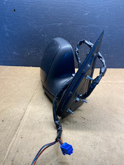 2003-2006 Chevrolet Tahoe Suburban Right Passenger Turn Door Mirror AD4819 DG2