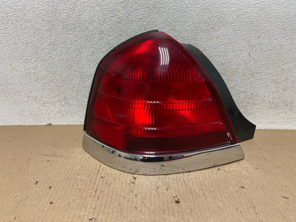 1998-2003 Ford Crown Victoria Left Driver Lh Side Tail Light AH5895 LK0