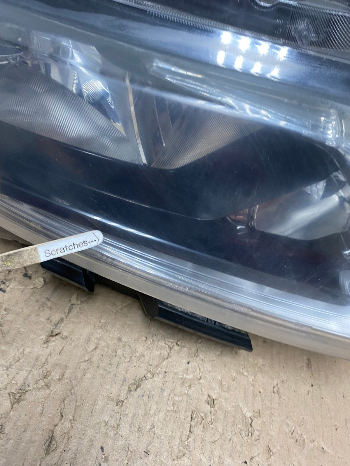 2014 2015 2016 Nissan Rogue Right Passenger RH Halogen Headlight AE8902 LK3