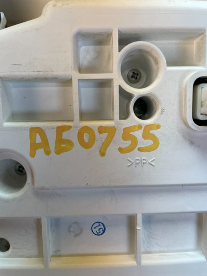 2004 to 2005 Toyota Sienna Speedometer Cluster Gauge AG0755 DG9