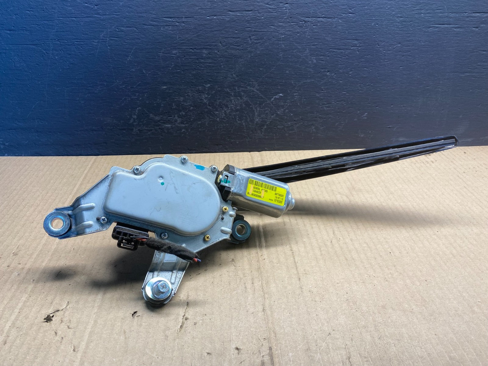 2010 to 2016 Cadillac SRX Rear Windshield Washer Wiper Motor ac0893 DG5